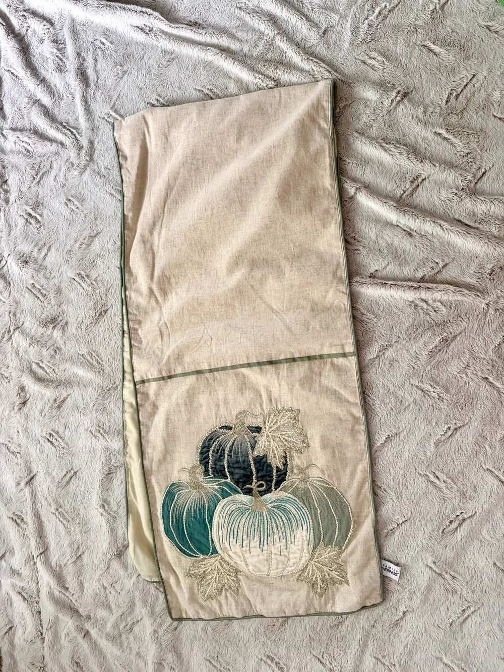 Family Gatherings Embroidered Pumpkin Table Runner Cotton/Linen Fall Decor 72x16